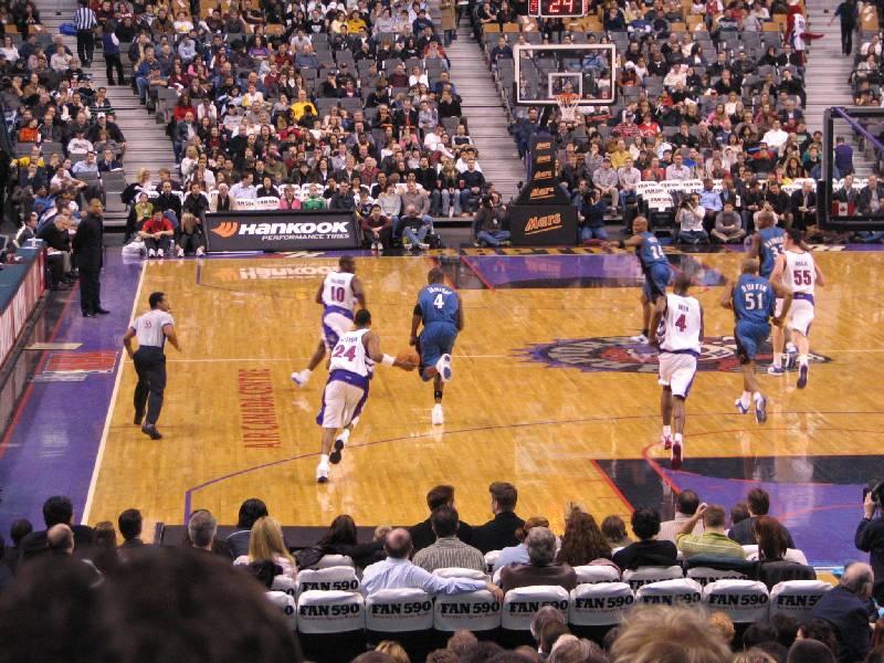 Raptors - 02.04.2005 027.jpg